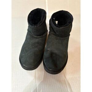 UGG Boots Black size 9